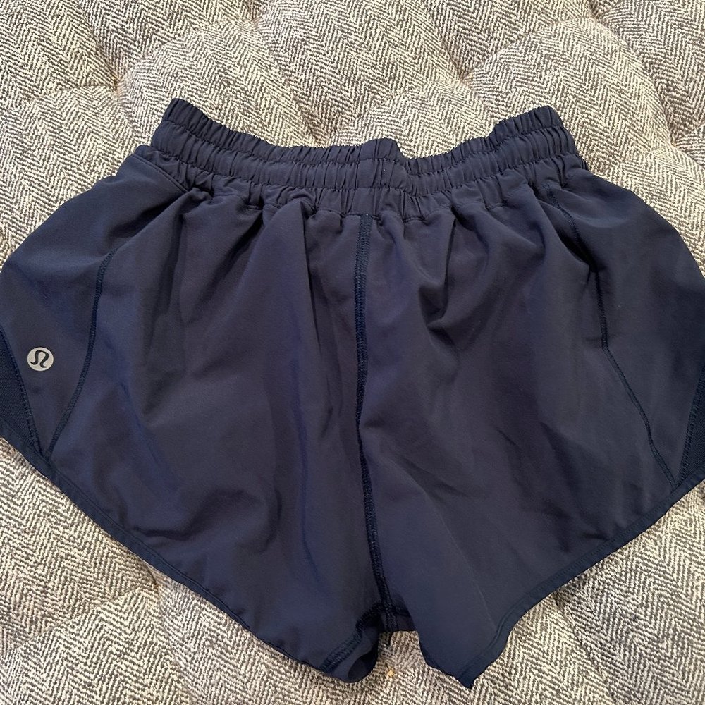 Lululemon Hotty Hot Navy shorts